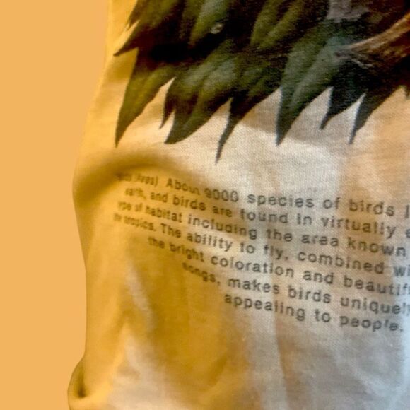 Birds of the Tropics Sleeveless Crewneck T-shirt - Picture 4 of 4